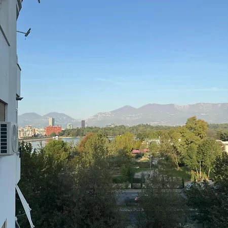 Lake Apartment Tirana