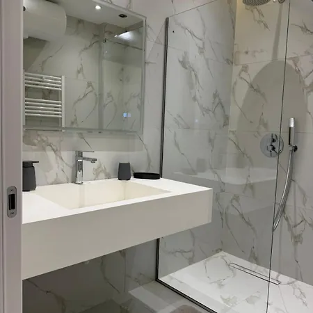 Apartment Lake Tirana
